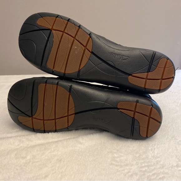 Women’s Clarks Unstructured Un Loop Up – Black Leather - 9 Wide - Picture 6 of 9